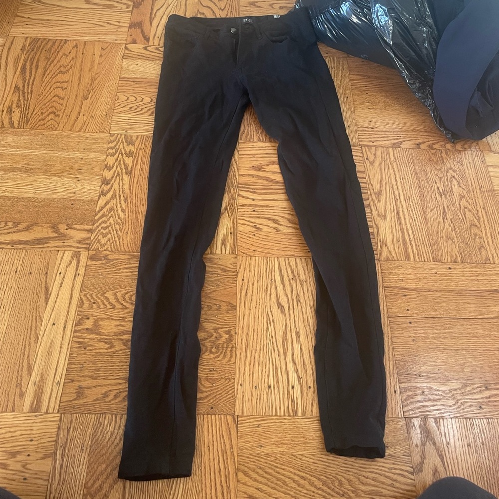 Paige size 26 black jeggings skinny fit